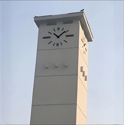 Jam Luar Ruangan Besar